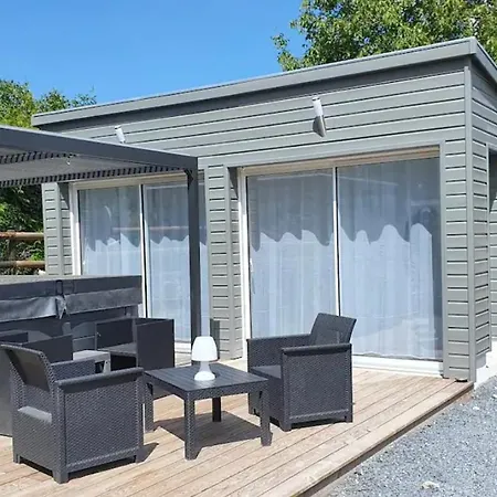 לינה וארוחת בוקר De La Mare Aux Chevres Reux